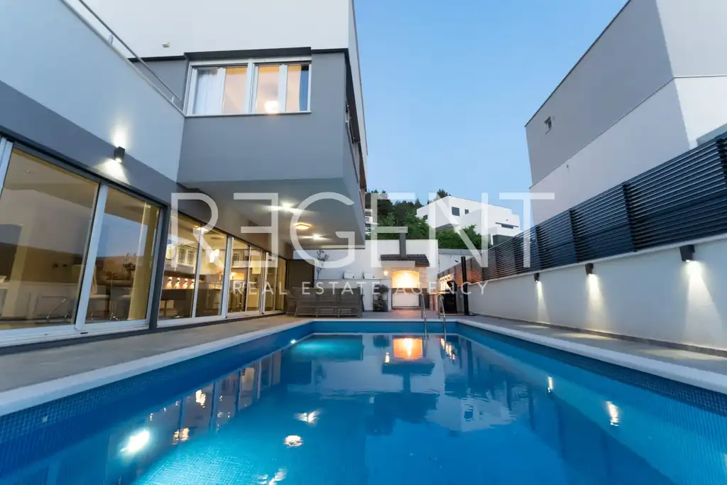 Split, Podstrana - Luxury villa with sea view