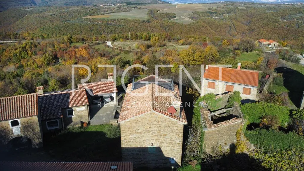 Istrien, Brič - Wunderschönes Steinhaus 270 m2