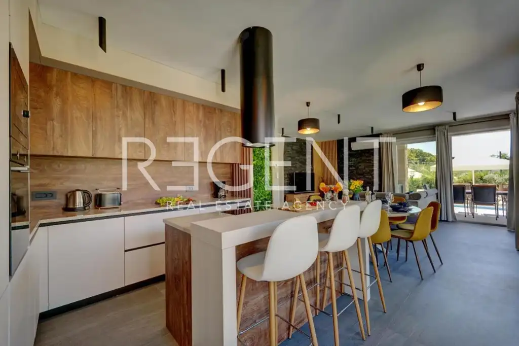 Marčana, Istra – Vaste villa avec vue et espace bien-être privé