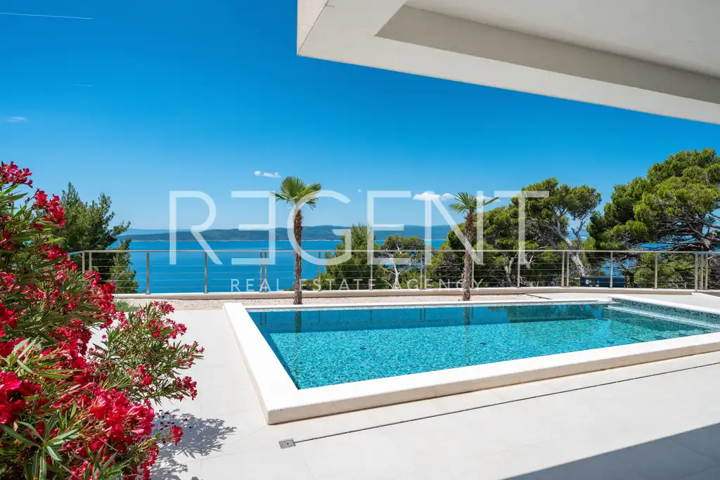 Makarska, Brela - Luxusná vila s panoramatickým výhľadom na more 317 m2