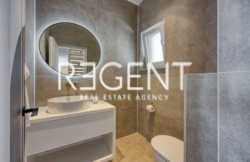 Istrie, Rovinj - Exkluzivní vila s bazénem 178 m2