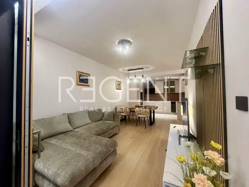 Split, Duilovo - Three-room apartment with a loggia and sea view