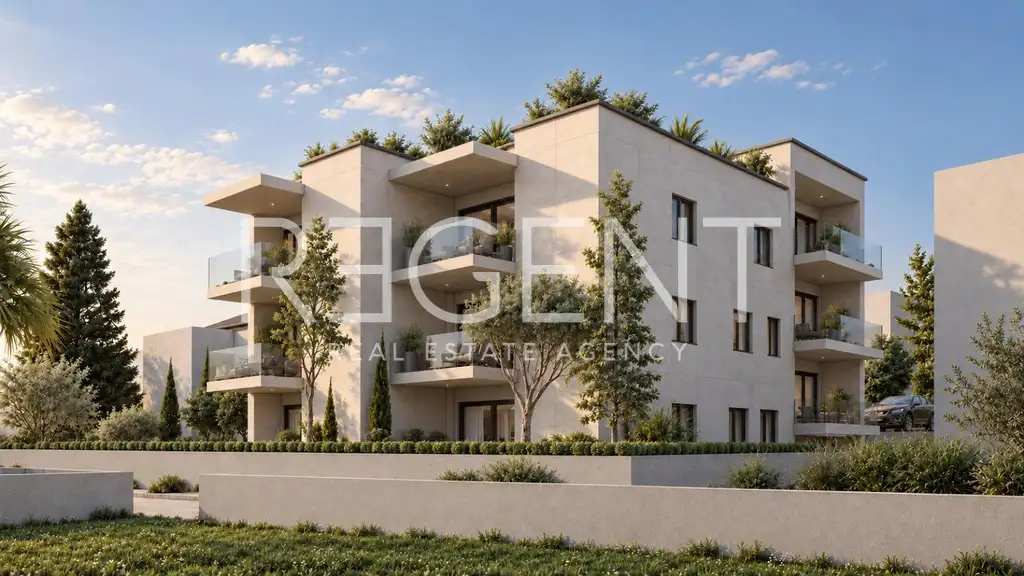 Stan 85,39 m², tri spavaće sobe, vrt, prvi red do mora – Mandre, Pag