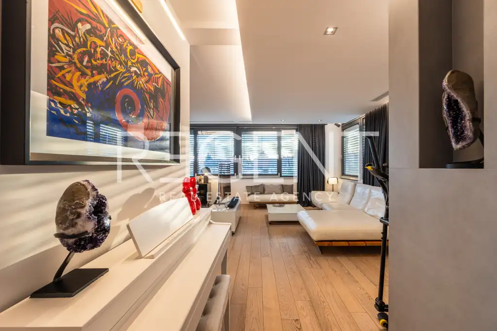 Zagreb, Lower Town - Luxury penthouse with panoramic roof terrace