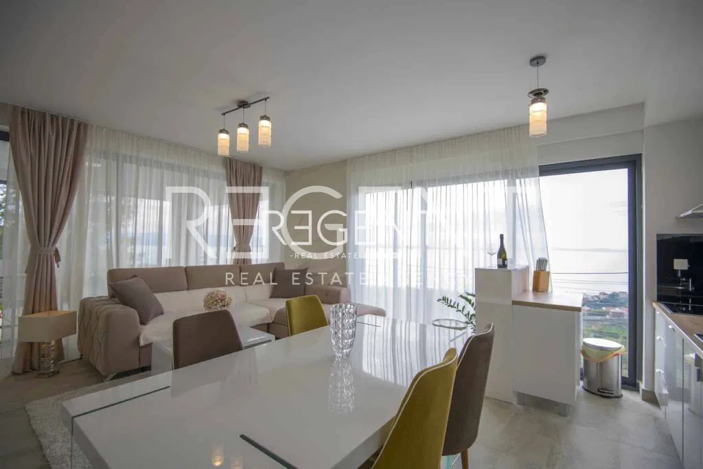 Split, Podstrana – Mestská vila s panoramatickým výhľadom