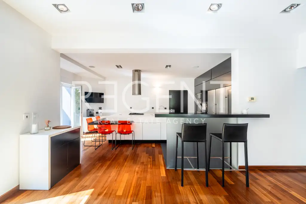Šestine- Vila 500 m² na najam, 5.000 m² parcela, bazen, privatnost