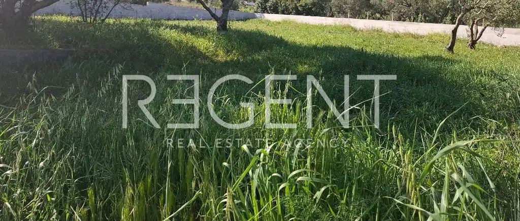Pelješac, Orebić, terrain constructible - opportunité d'investissement idéale