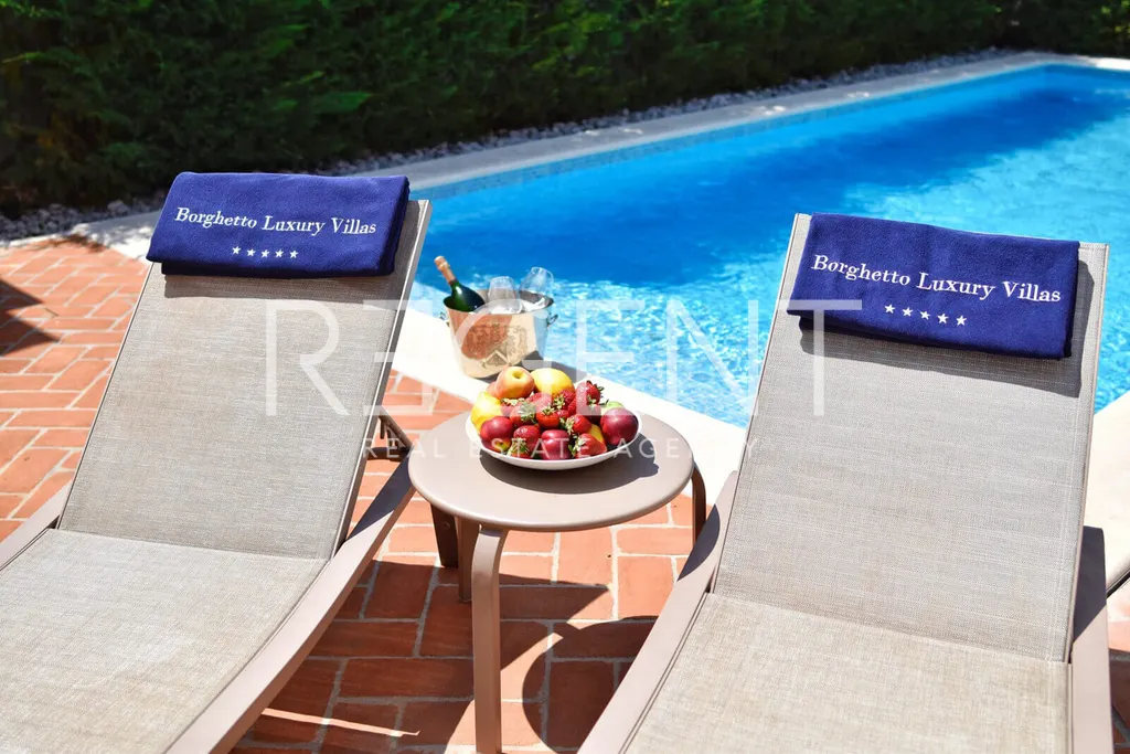 Istria, Vabriga - Luxusná a elegantná vila 287 m2
