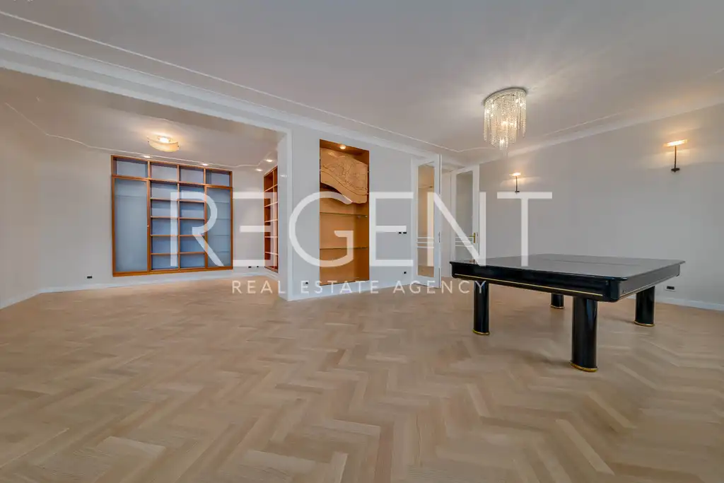 Zagreb, Trg bana Josipa Jelačića - Četverosoban stan 160 m2 najam
