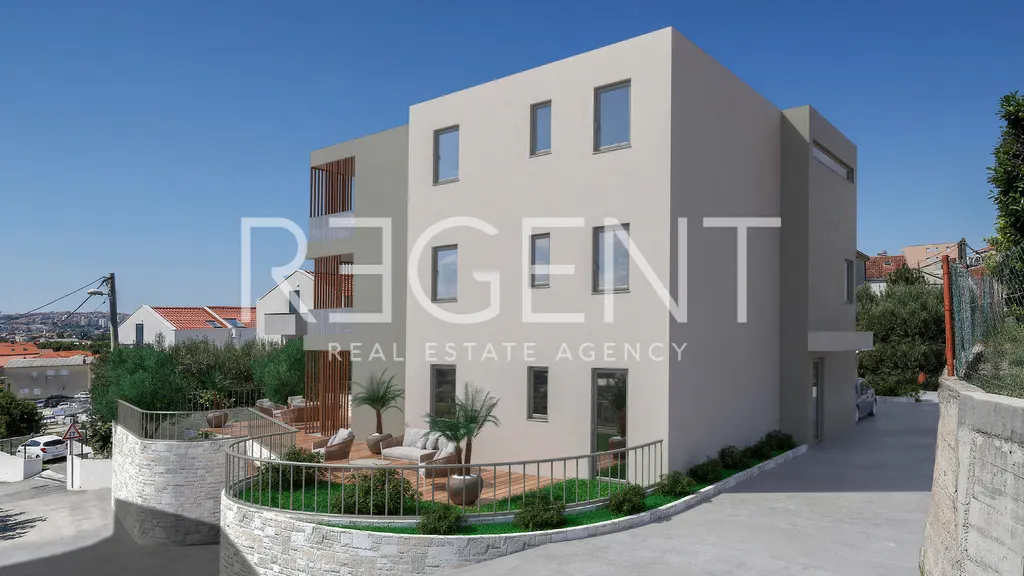 Solin, Bilankuša - Three-room apartment with a terrace