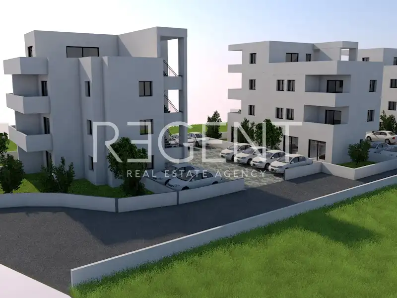 Stan 39m2, Trogir - 1s, vrt, parking, blizina plaže i škole