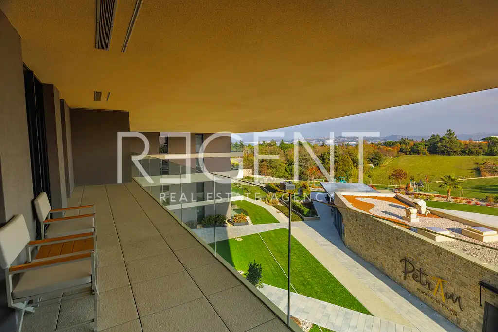 Istra, Petram Resort – trosoban apartman 100 m²,2. kat, pogled na more