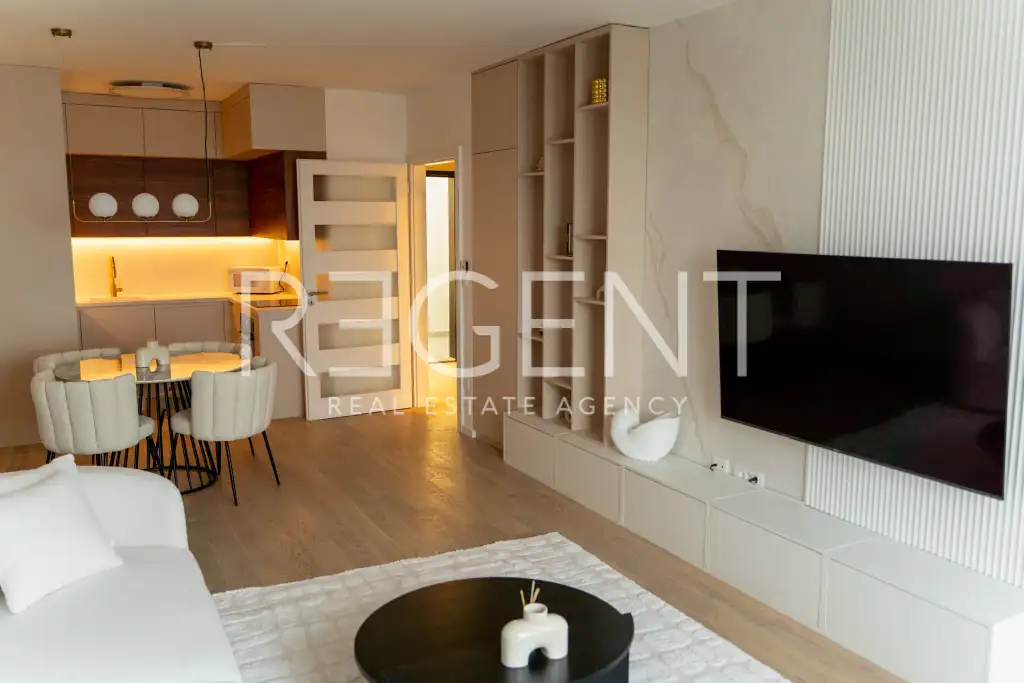 Zagreb, Lanište - appartement design avec loggia et place de garage