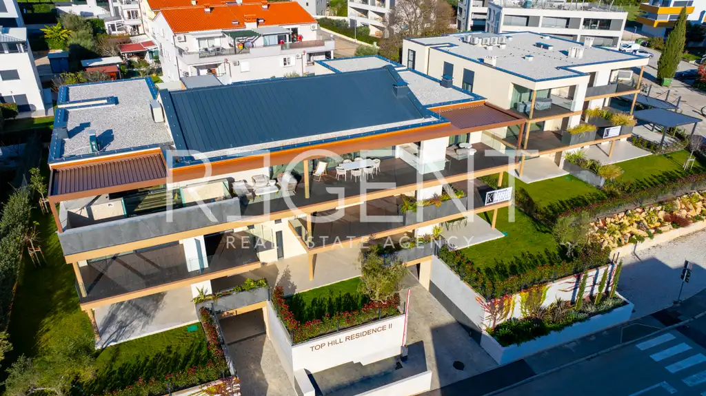 Istrien, Novigrad - Drei-Zimmer-Wohnung in einer luxuriösen Wohnanlage 115 m2
