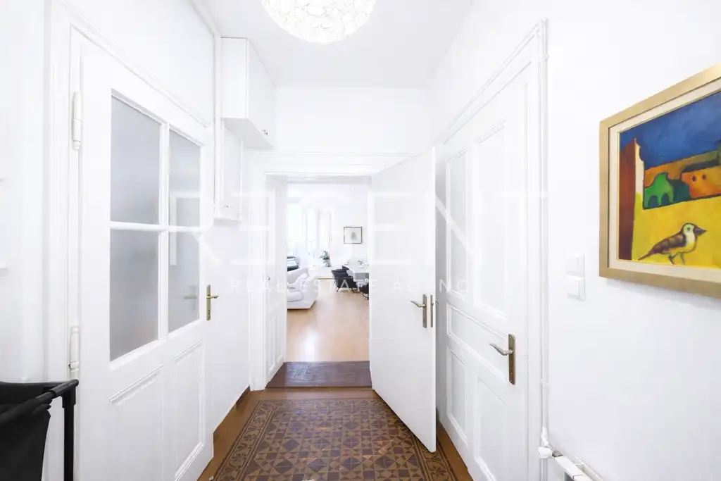 Zagreb, Center - three-room apartment for rent with a terrace