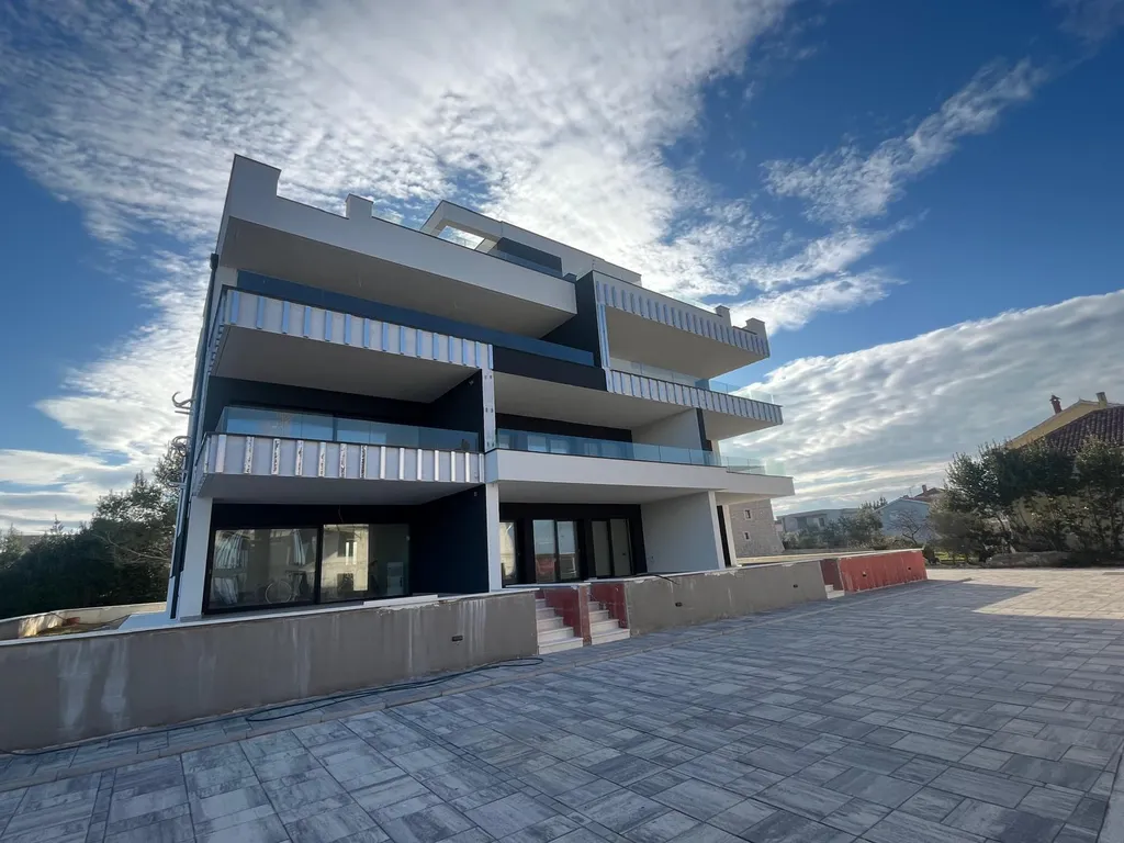 Zadar, Zaton - Luksuzna stambena novogradnja 20 metara od mora