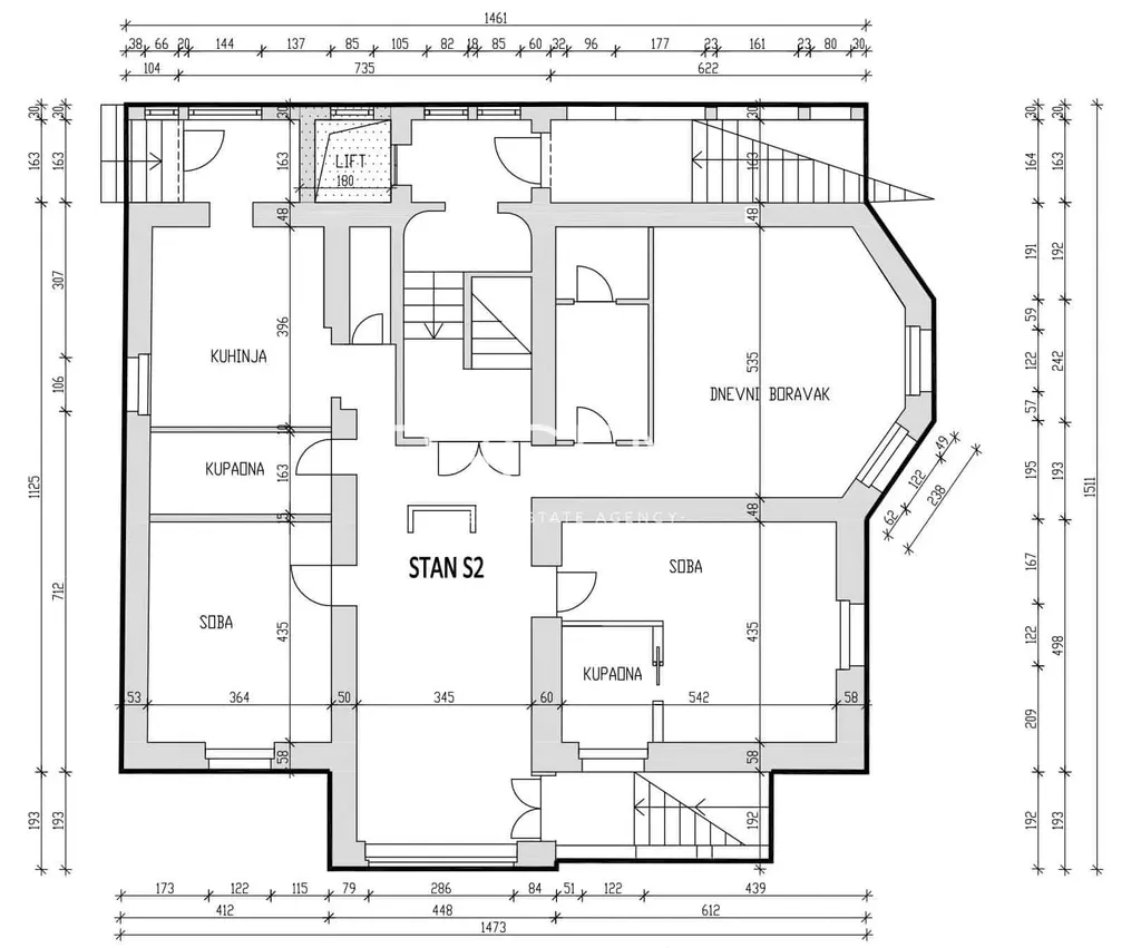 Záhřeb, Nazorova – Prostorný byt k pronájmu 150 m2