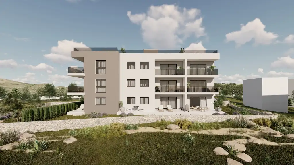 Трогир, Чиово – Роскошное новое здание недалеко от моря