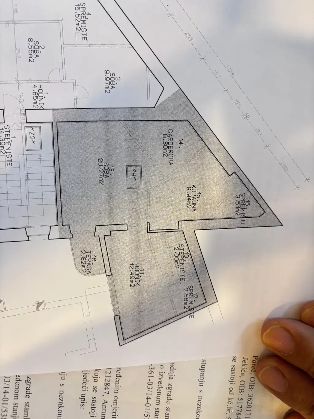 Poreč, Centrum – rozsiahly byt s klasickou eleganciou a výhľadom na mesto.