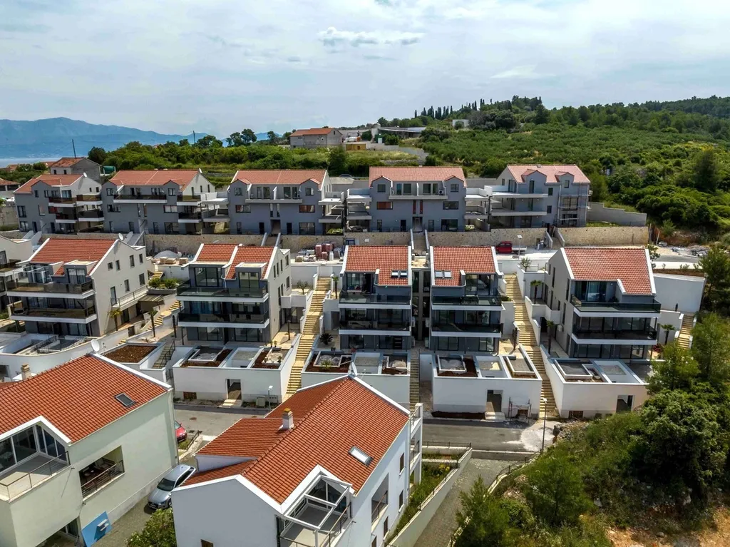 Brač, Sutivan – Luxusní obytný komplex