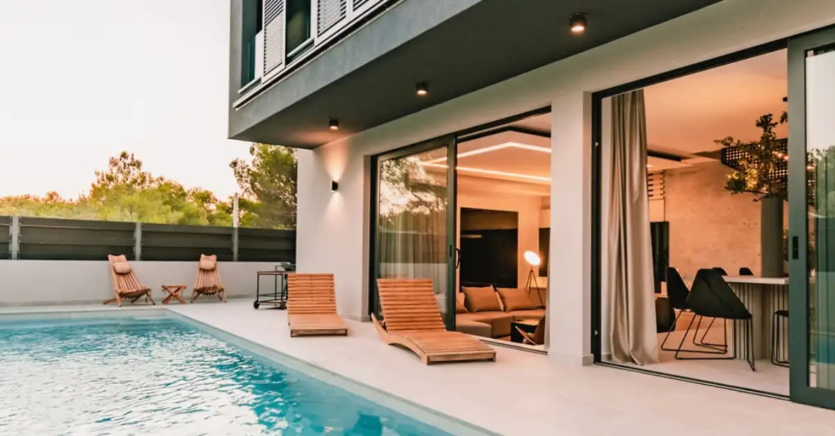 Luxury Villa of Modern Design