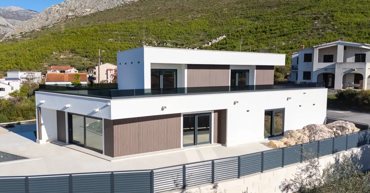 Modern Villa with Sea View & Pool