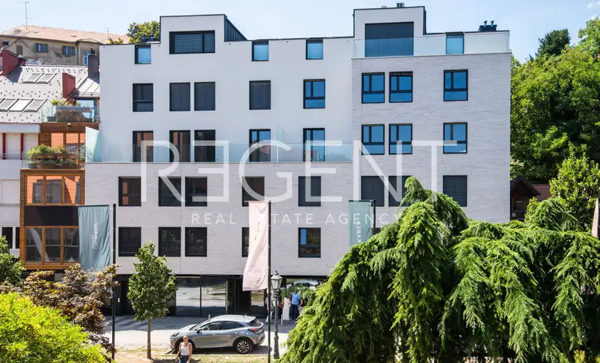Zagreb, Gornji grad - Elegantan četverosoban stan u srcu Zagreba
