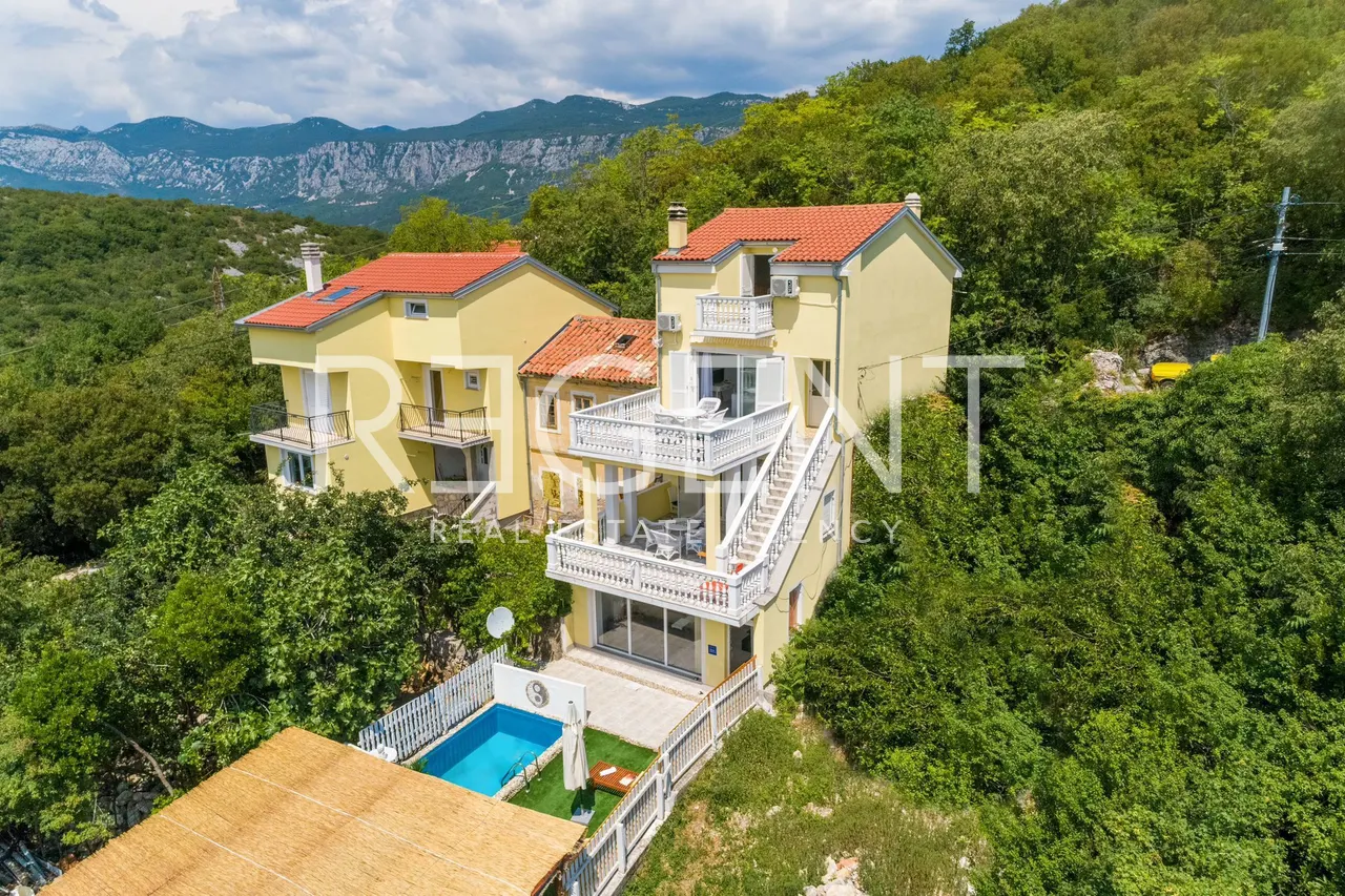 Crikvenica - Kamienny dom z widokiem na morze