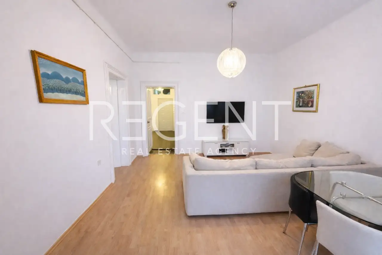 Zagreb, Center - three-room apartment for rent with a terrace