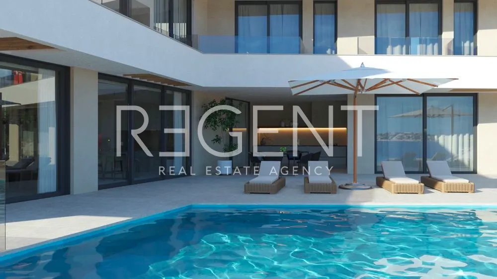 Rogoznica, Kanica - Moderná vila s výhľadom na more 400 m2