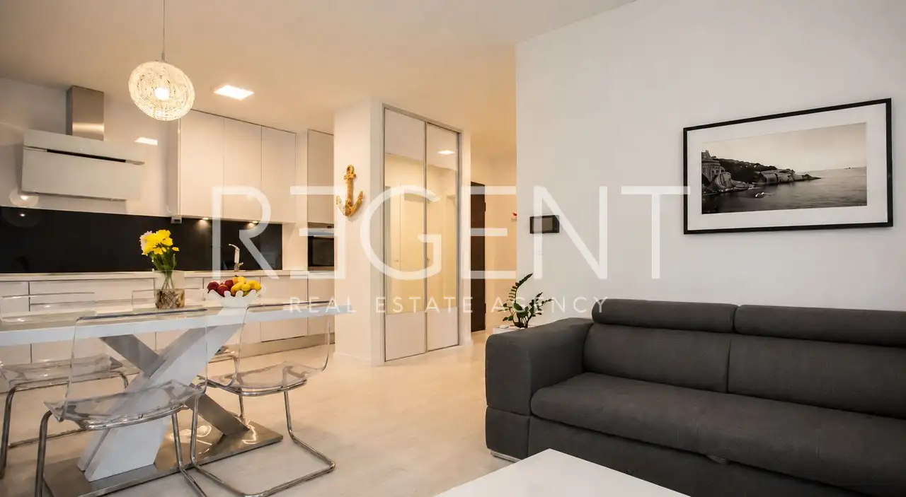 Podstrana, Sita – 52 sqm, two bedrooms, loggia, parking