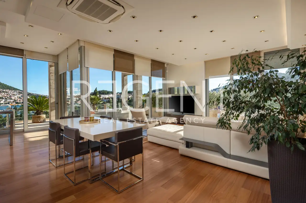 Dubrovnik, Lapad – penthouse 268 m², krovna terasa, bazen, garaža