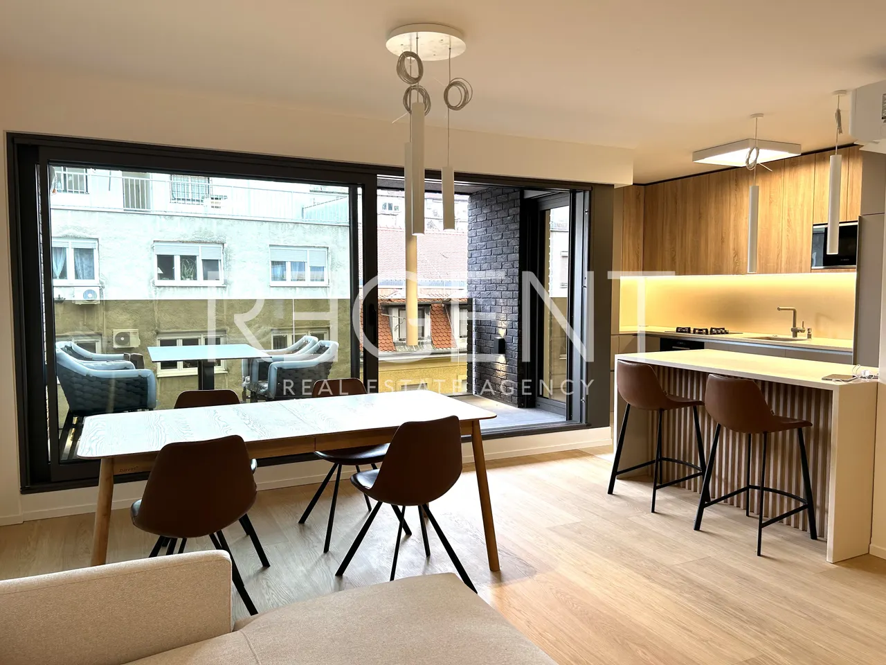 Zagreb, Medvedgradska - Moderne Vierzimmerwohnung, Miete