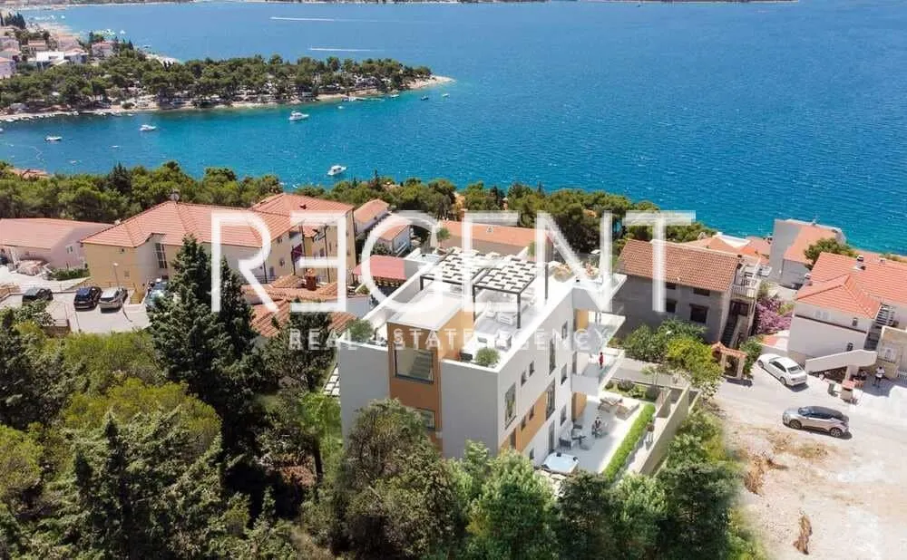 Trogir, Čiovo - Attico 150 m2