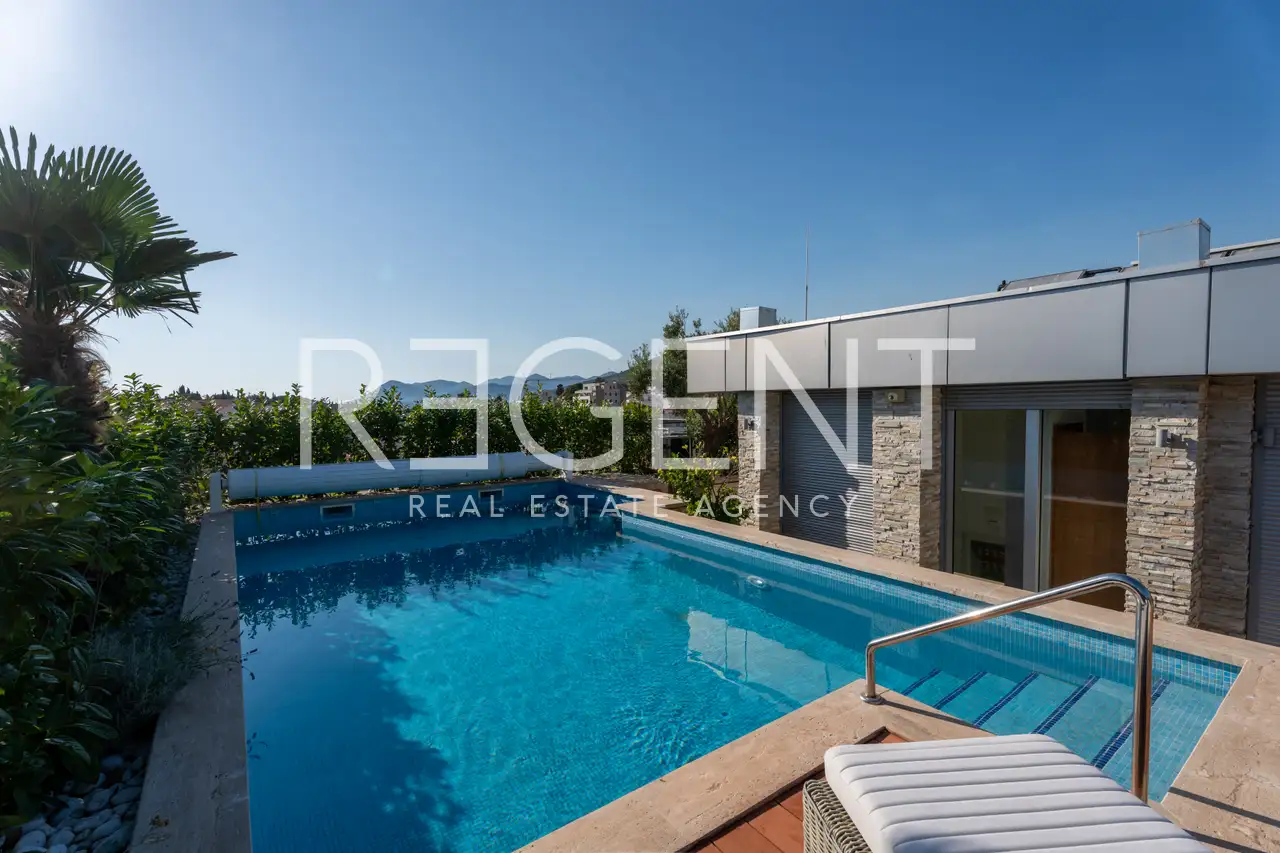 Dubrovnik, Lapad - Luksuzan četverosoban penthouse s krovnom terasom