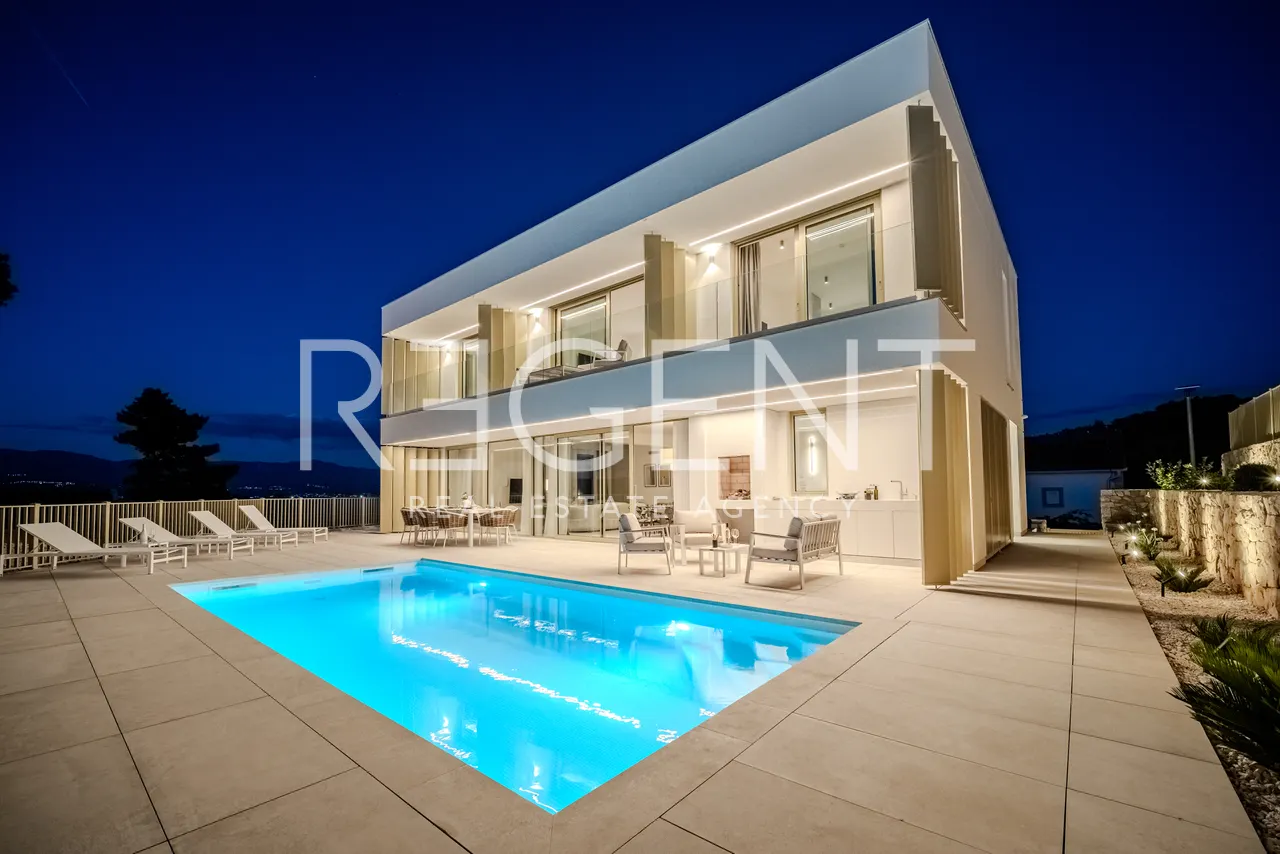Brač, Sutivan - Splendida villa vicino al mare, 274m2