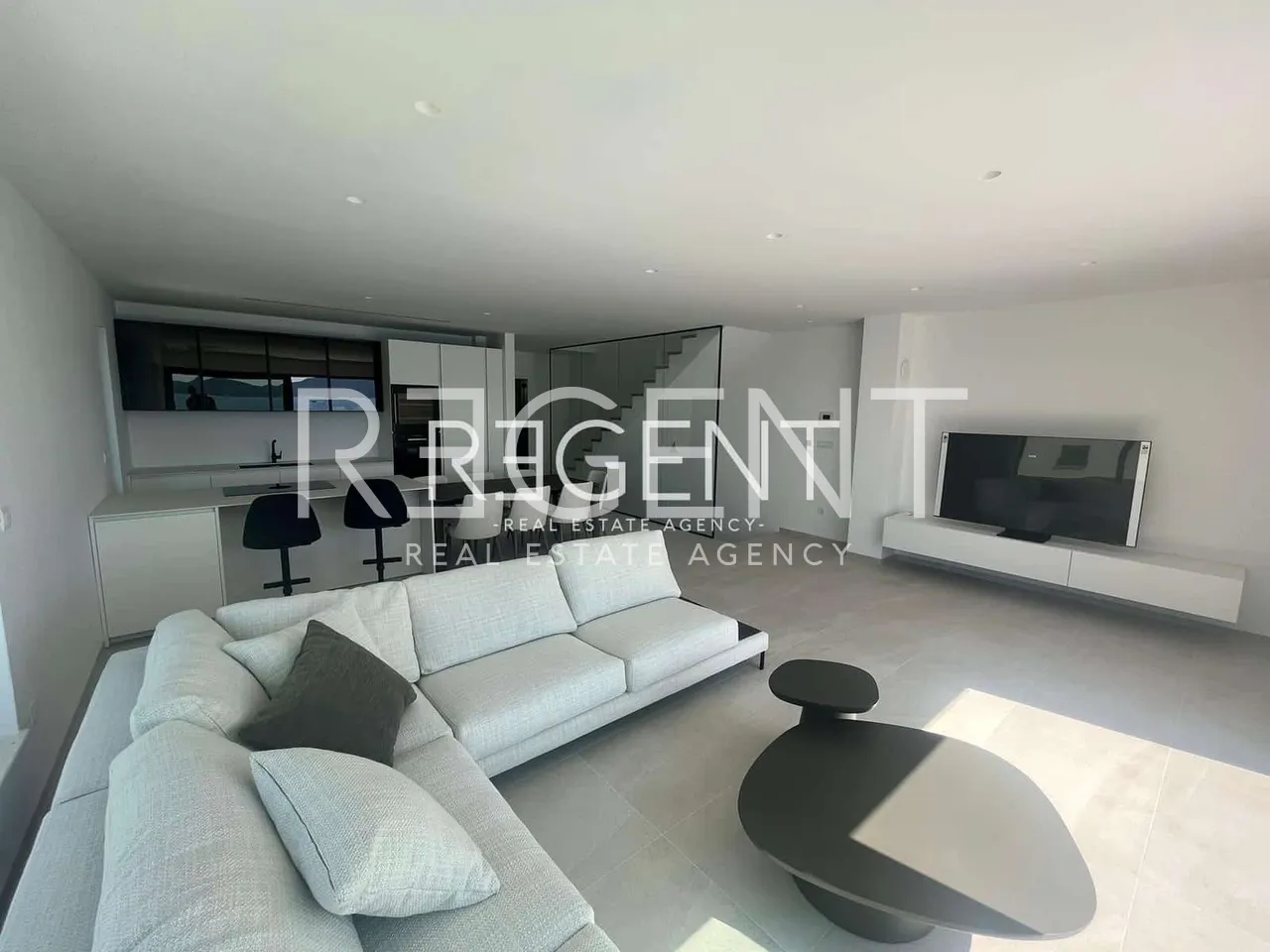 Sukošan – Luxuriöses modernes Apartment mit Dachterrasse 139 m2