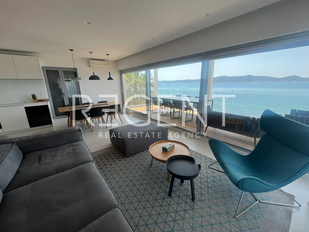 Zadar, Sukošan - Luksuzni penthouse v prvi vrsti do morja