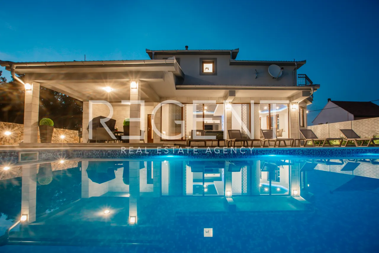 Imotski, Proložac - Modern eingerichtete Villa 277 m2 auf einem Grundstück von 1360 m2 in ruhiger Umgebung