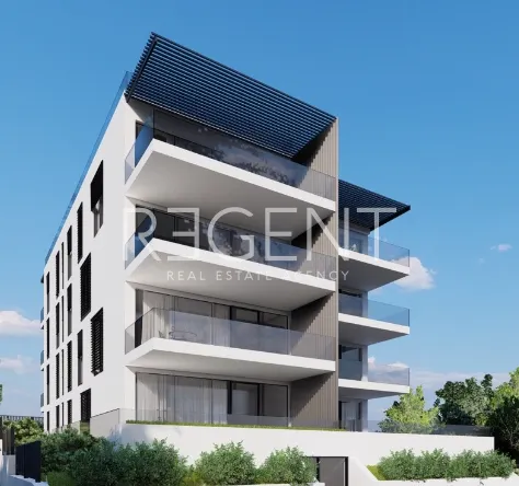 Trogir, Seget Donji - Penthouse s výhledem na moře 109 m2, NOVÁ STAVBA