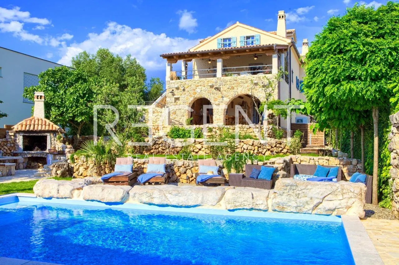 Krk, Malinska - Semi-detached villa with pool and sea view
