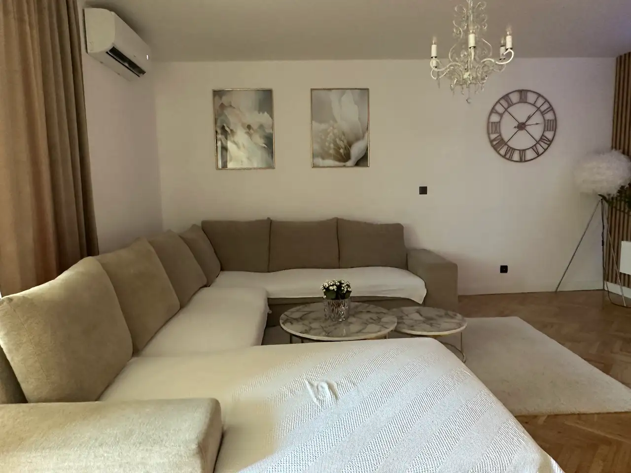 Solin, Japirko - Třípokojový byt s lodžií, sušárnou a sklepem