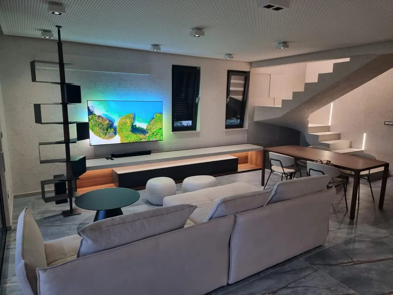 Split, Kaštel Lukšić - Luxusní Penthouse 110 m2 s terasou