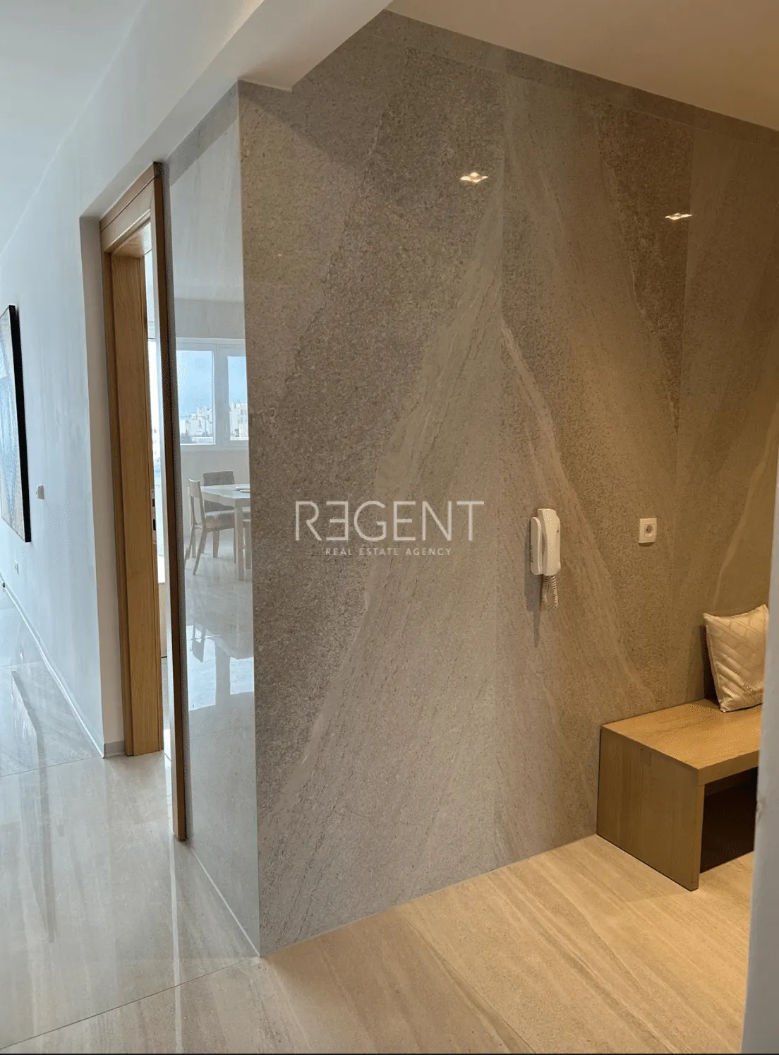 Split, Kroz Smrdećac - atraktiven komforten dvosoben apartma 93 m2