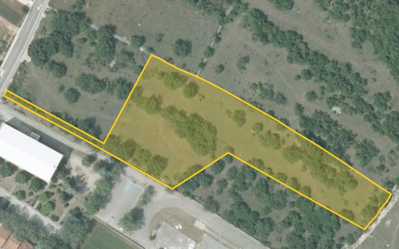 Šibenik, Unešić - stavební pozemek s projektem, 13459m2