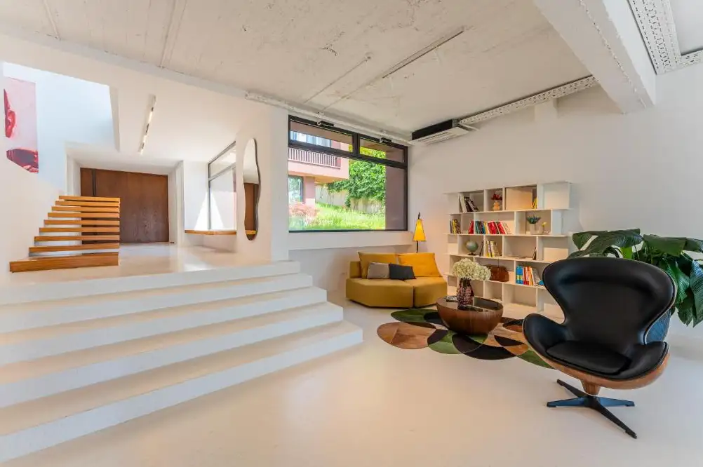 Zagabria, Šestine – Moderna villa familiare con piscina immersa nel verde, affitto