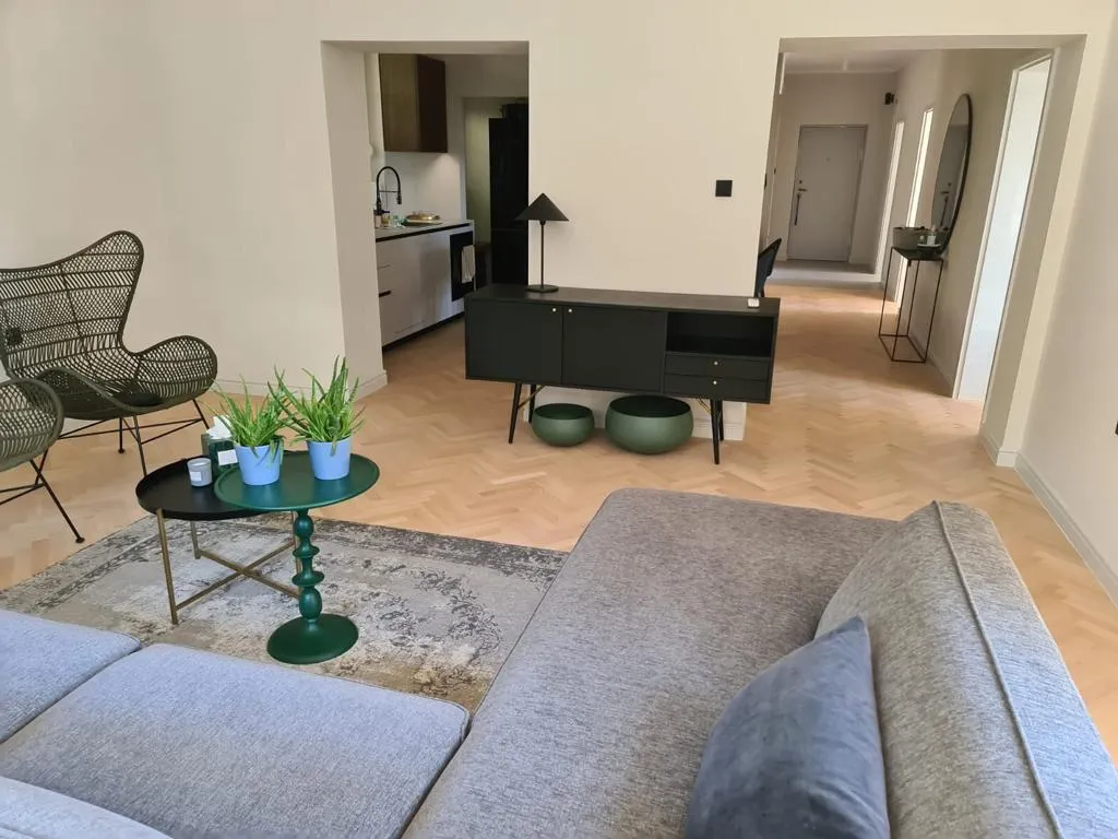 Opatija, Centrum - Luxusní čtyřpokojový byt 110 m2, pronájem