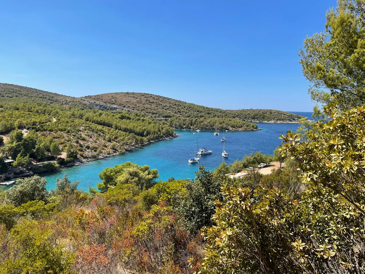 Hvar - Poljoprivredno zemljište, 46000 m2