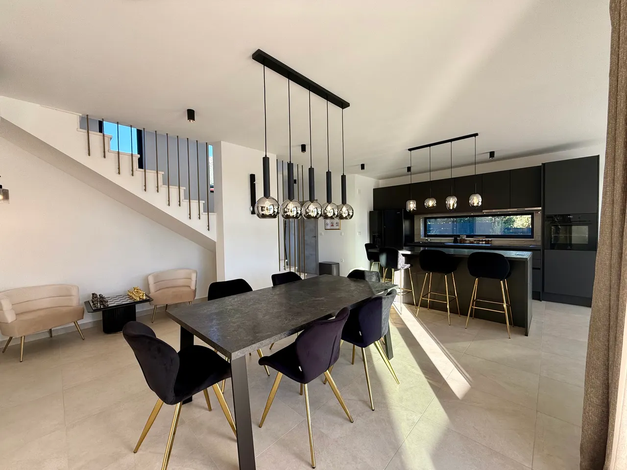 Split, Kaštela - Luxusní vila 188 m2 s výhledem na moře