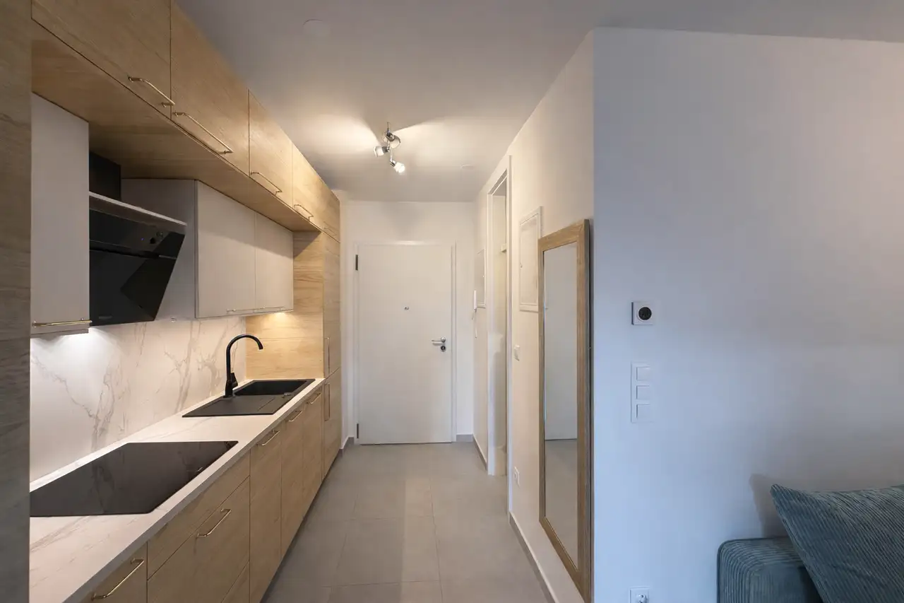 Zagreb, Špansko - studio moderne avec loggia